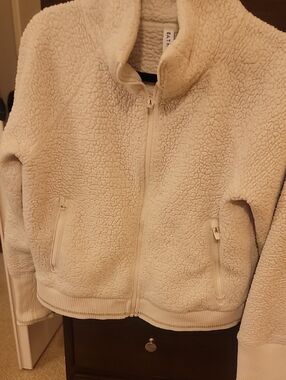 Athleta Cream Sherpa Fleece Jacket